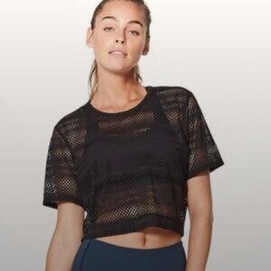 lululemon sweat your heart out cropped mesh tee size 12